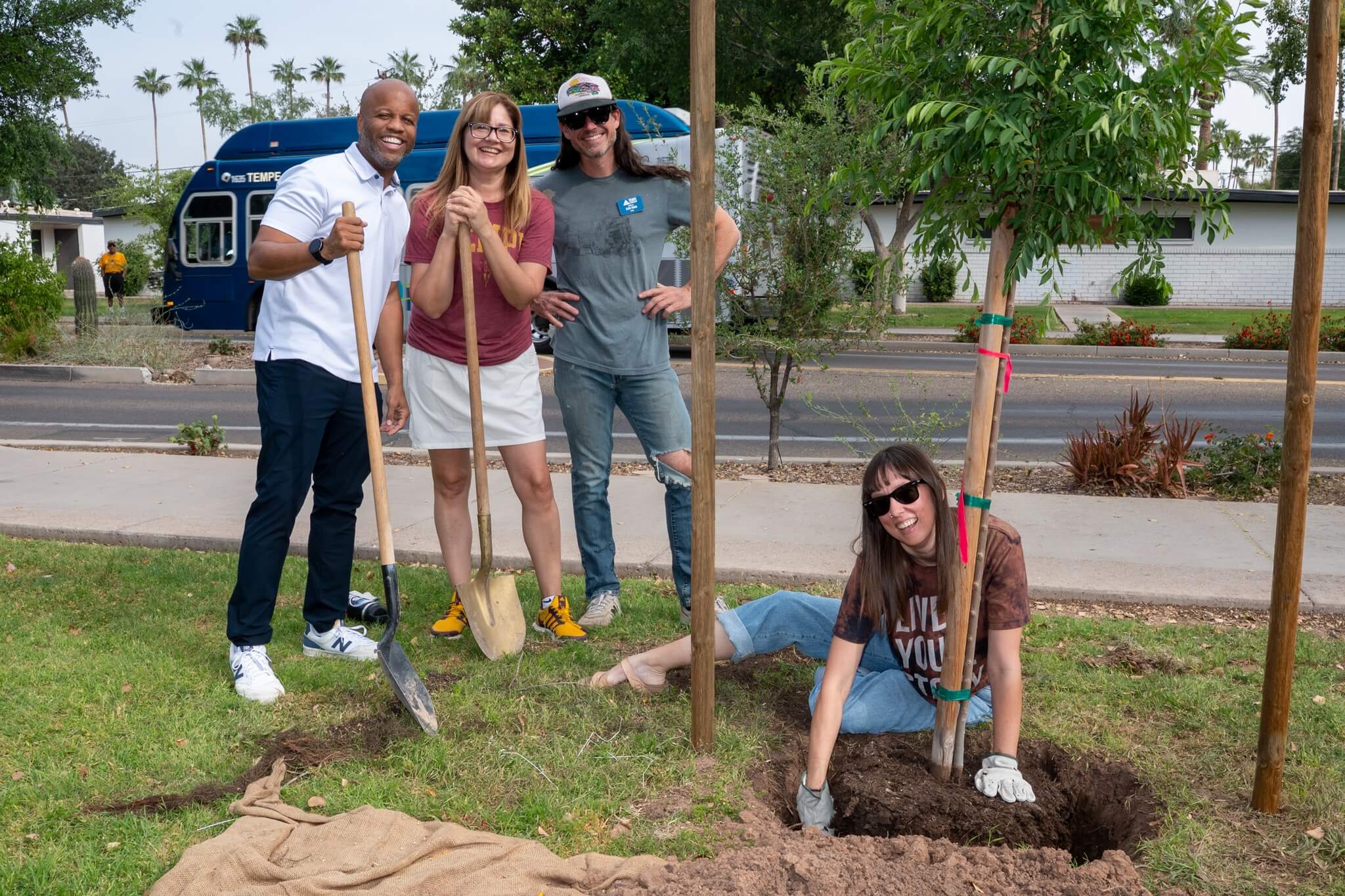 Tempe Leadership tree planting day